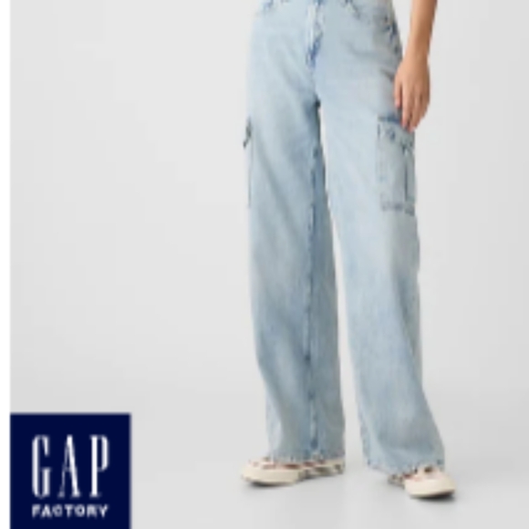 GAP Factory High Rise Wide-Leg Cargo Jeans. Size: 12/31 Regular - Picture 3 of 11